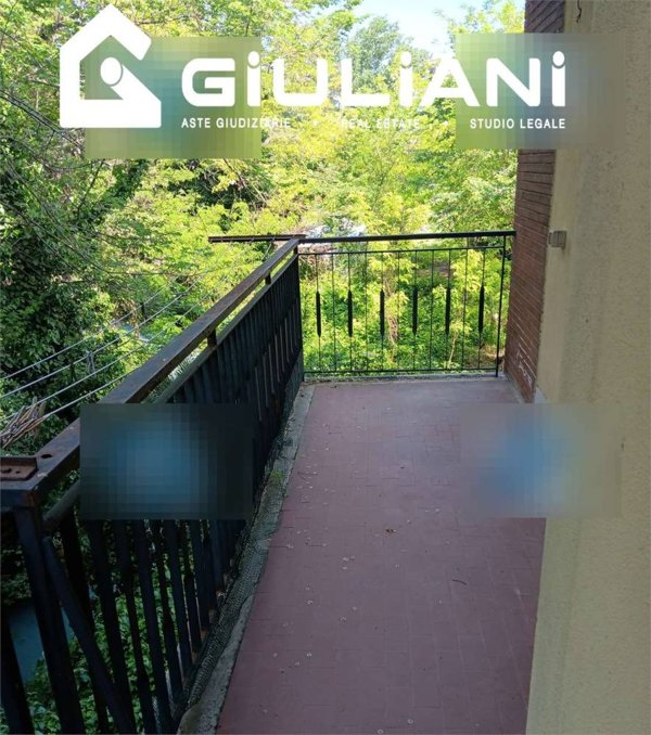 appartamento in vendita a Tivoli in zona Favale