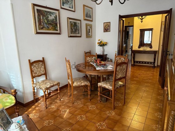 appartamento in vendita a Tivoli in zona Terme