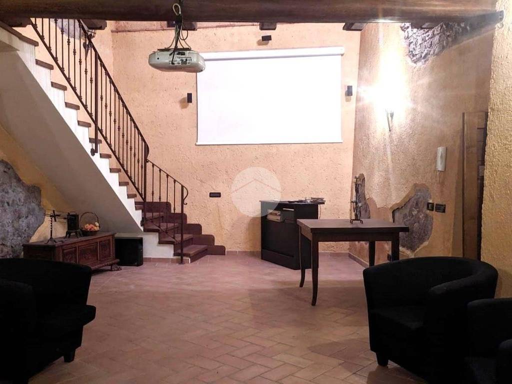 casa indipendente in vendita a Tivoli