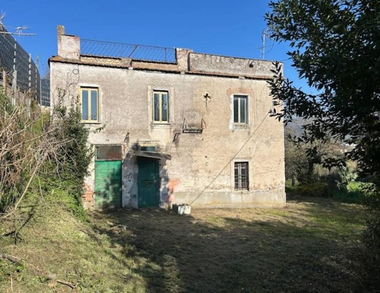 casa indipendente in vendita a Tivoli