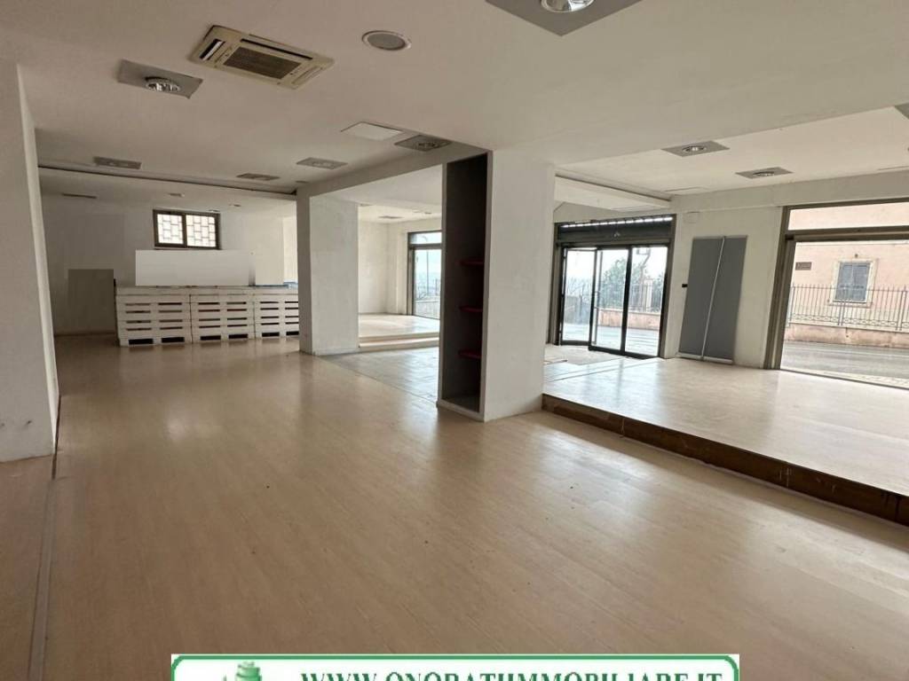 ufficio in vendita a Tivoli