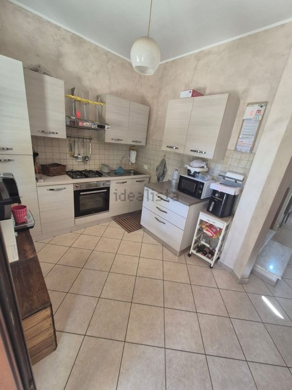 casa indipendente in vendita a Tivoli