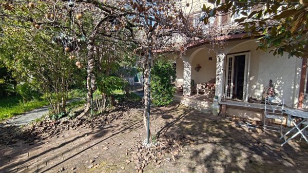 casa indipendente in vendita a Tivoli