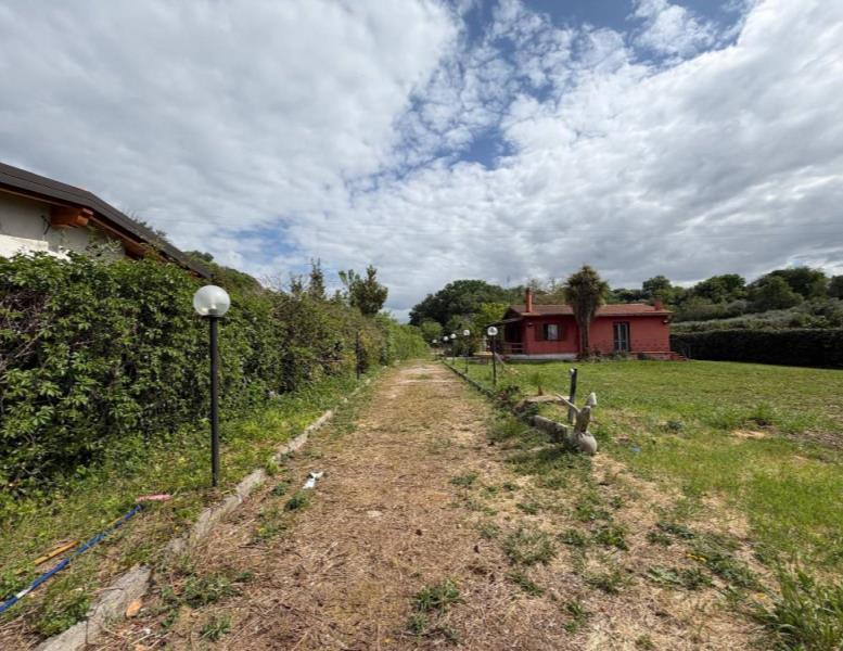 casa indipendente in vendita a Tivoli