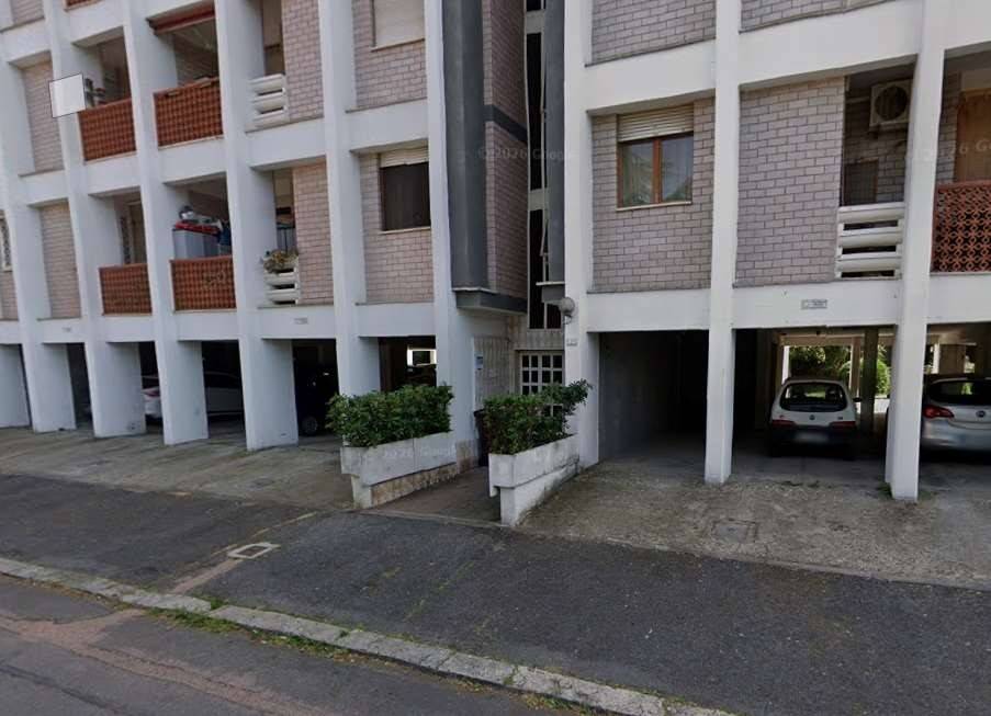 appartamento in vendita a Tivoli in zona Terme
