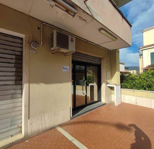 negozio in vendita a Tivoli