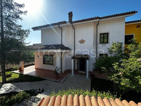 casa indipendente in vendita a Tivoli