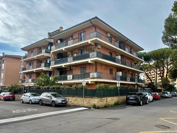 appartamento in vendita a Tivoli in zona Terme