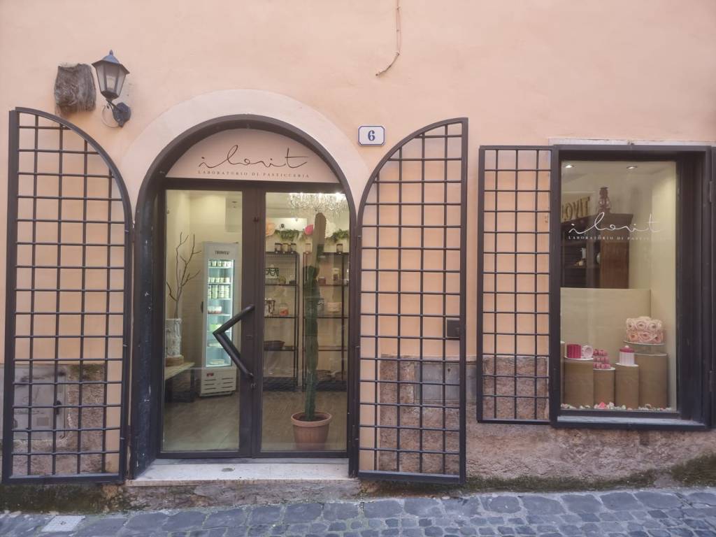 negozio in vendita a Tivoli
