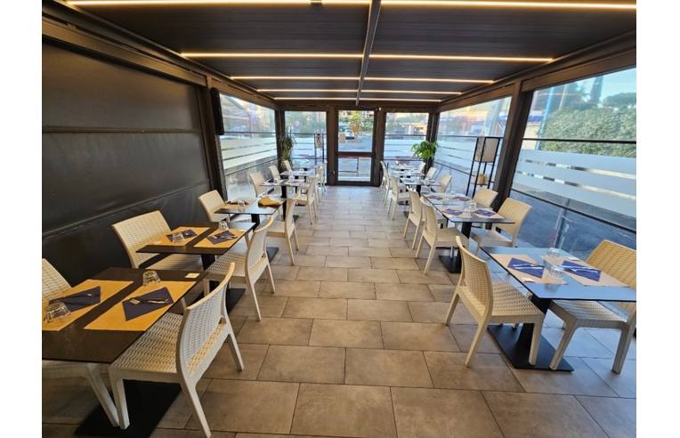 negozio in vendita a Tivoli in zona Terme