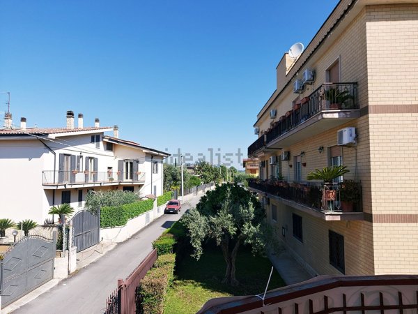 appartamento in vendita a Tivoli in zona Favale