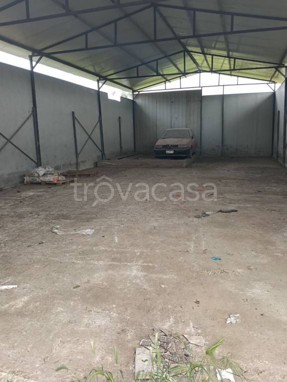 appartamento in vendita a Tivoli in zona Terme