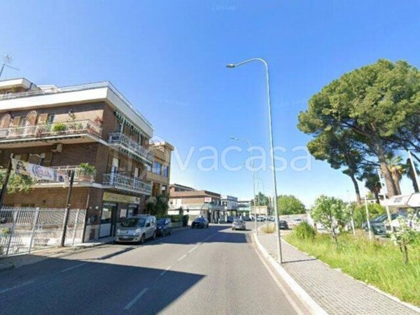 negozio in vendita a Tivoli in zona Terme