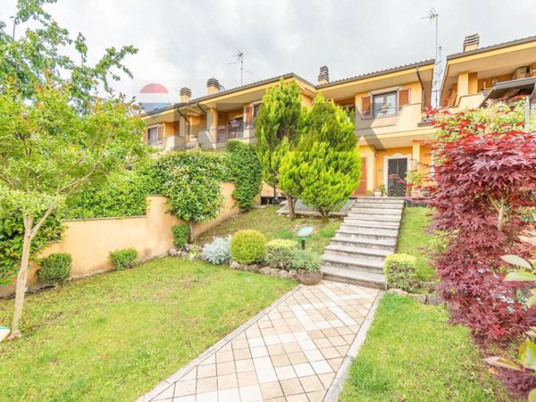 casa indipendente in vendita a Tivoli