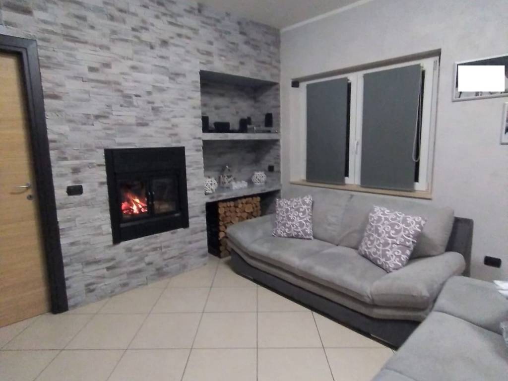 casa indipendente in vendita a Tivoli