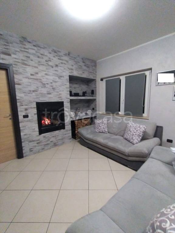 casa indipendente in vendita a Tivoli