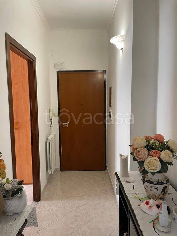 appartamento in vendita a Tivoli in zona Terme