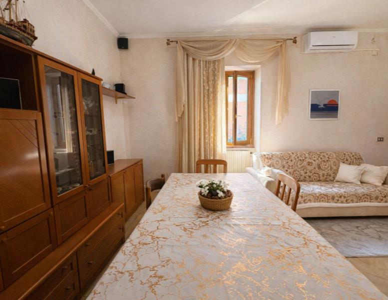 appartamento in vendita a Tivoli in zona Terme
