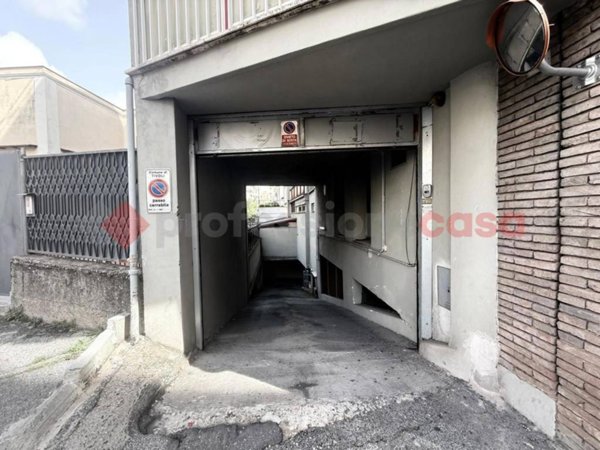 box auto in vendita a Tivoli