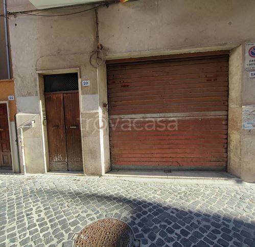 box auto in vendita a Tivoli