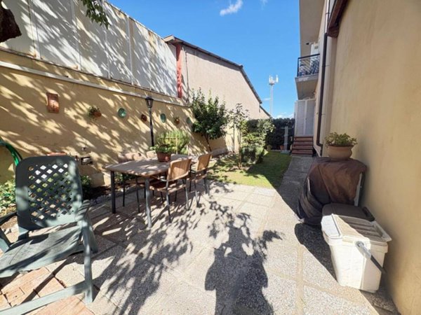 appartamento in vendita a Tivoli in zona Terme