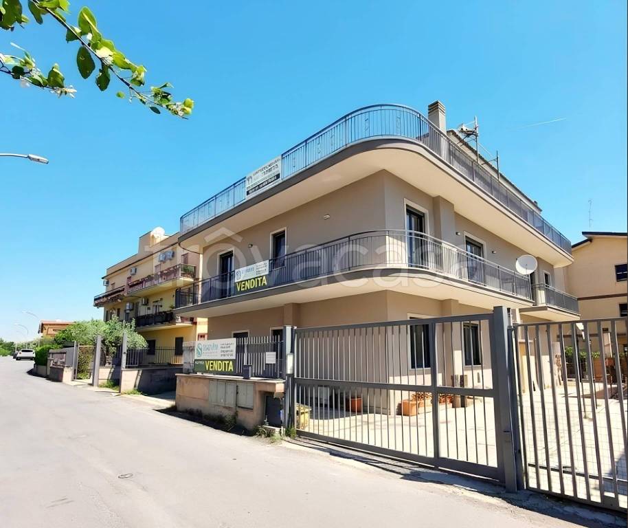 appartamento in vendita a Tivoli in zona Favale