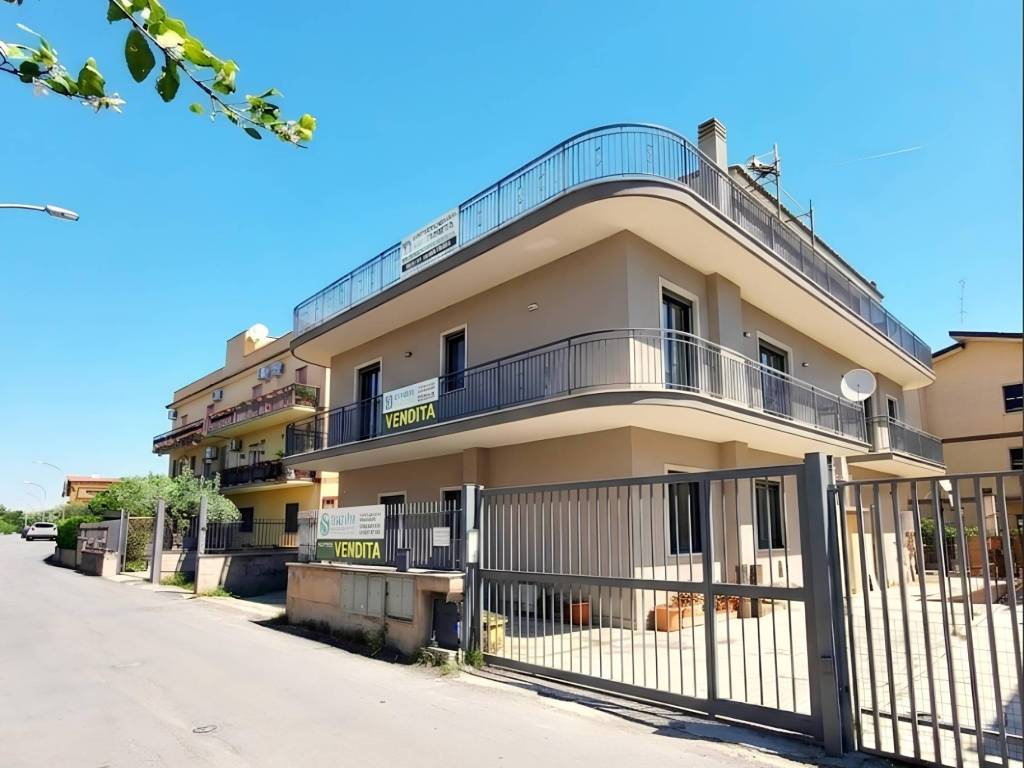 appartamento in vendita a Tivoli in zona Favale