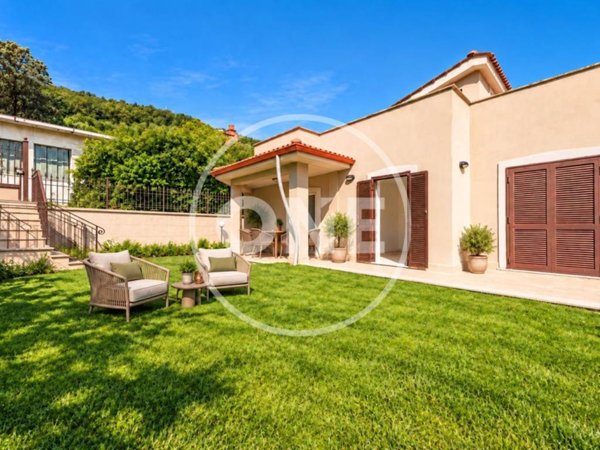 casa indipendente in vendita a Tivoli
