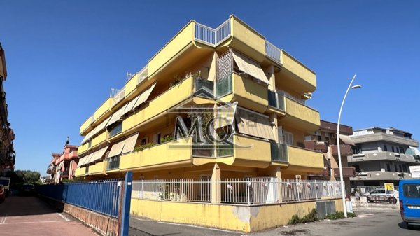 appartamento in vendita a Tivoli in zona Campolimpido