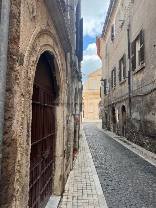 appartamento in vendita a Tivoli