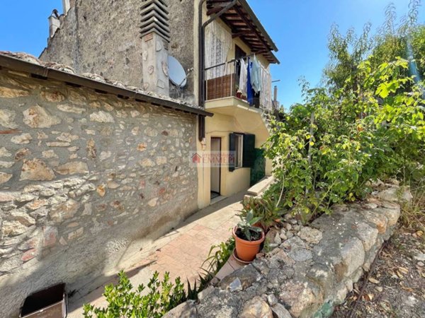 appartamento in vendita a Tolfa