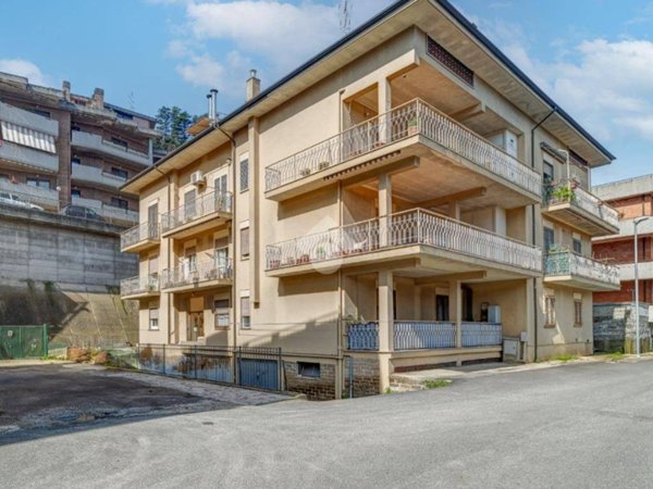 appartamento in vendita a Tolfa