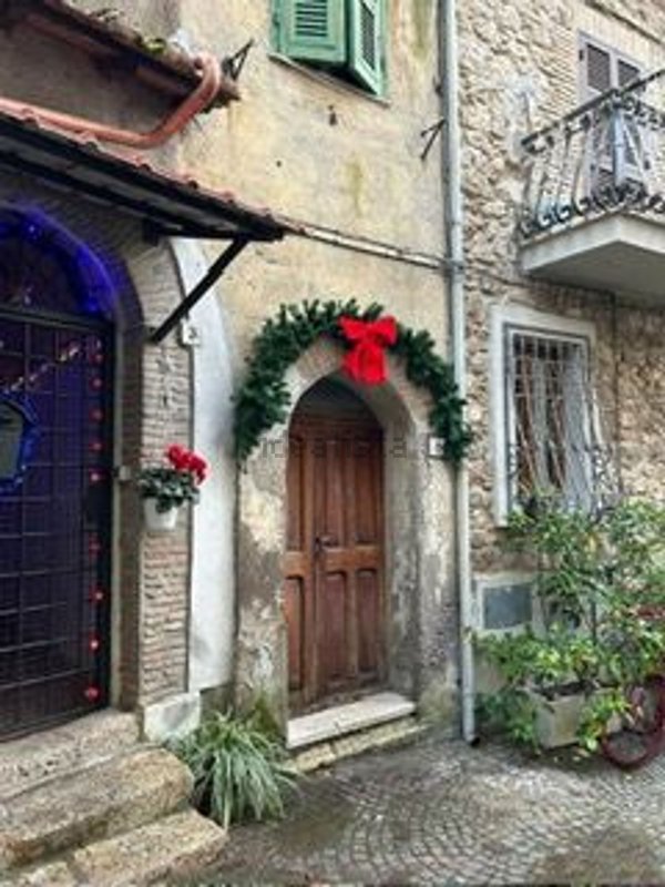 appartamento in vendita a Tolfa