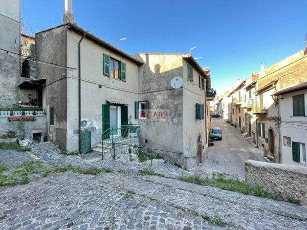 appartamento in vendita a Tolfa