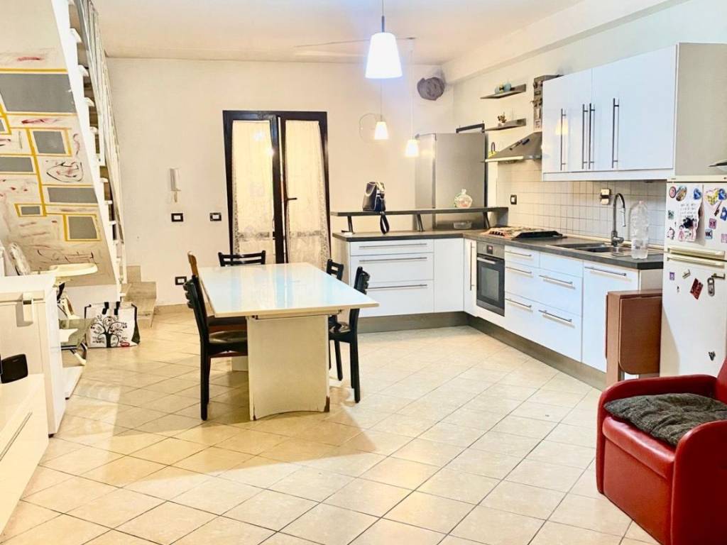 casa indipendente in vendita a Tolfa in zona Santa Severa Nord