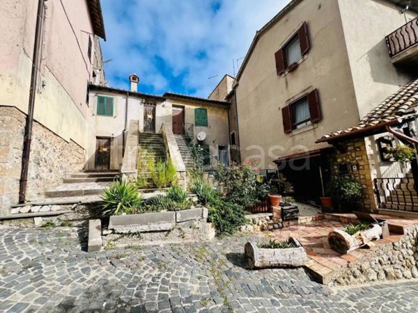 appartamento in vendita a Tolfa