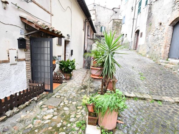 appartamento in vendita a Tolfa