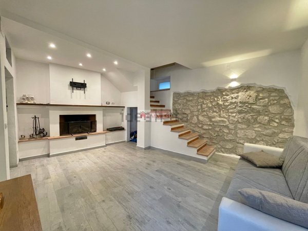 appartamento in vendita a Tolfa