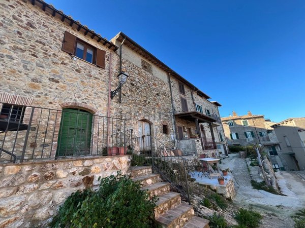 appartamento in vendita a Tolfa