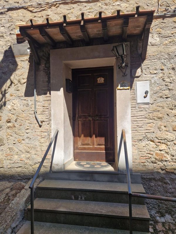 appartamento in vendita a Tolfa