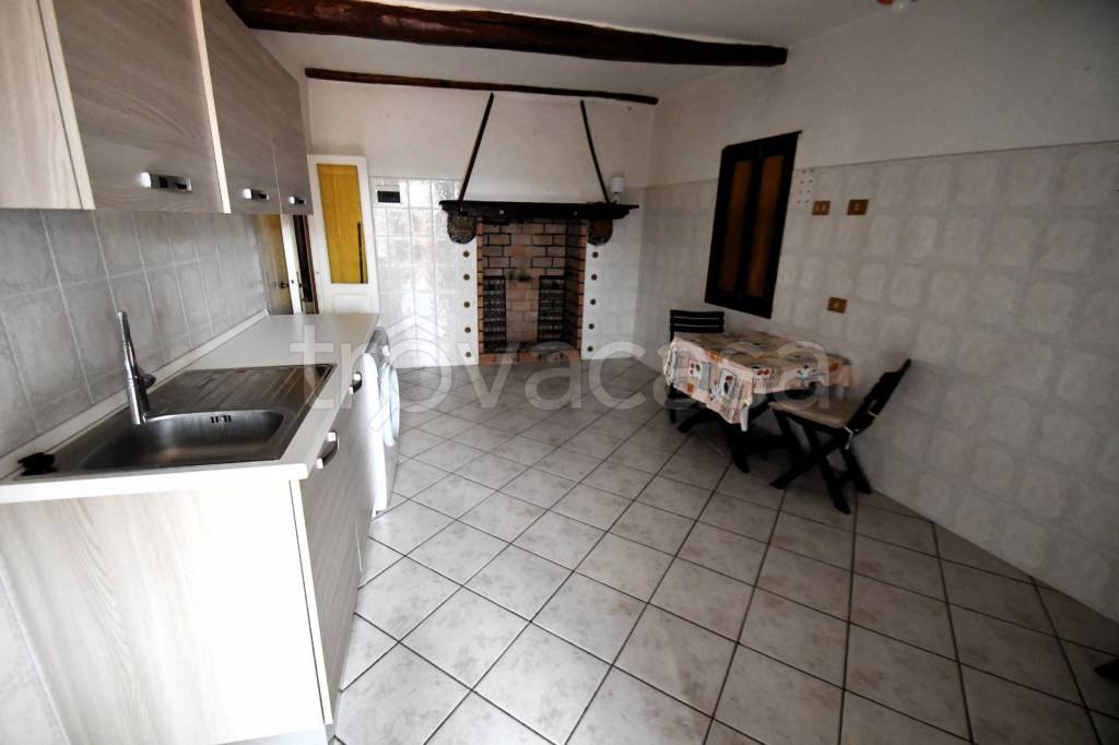 appartamento in vendita a Tolfa