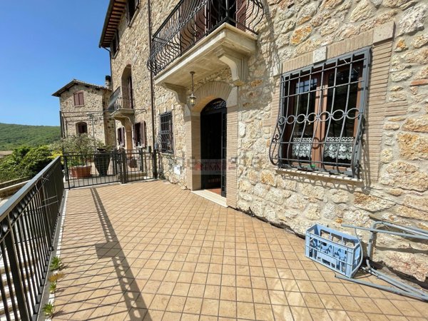 appartamento in vendita a Tolfa