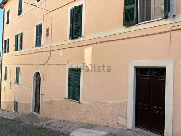 appartamento in vendita a Tolfa