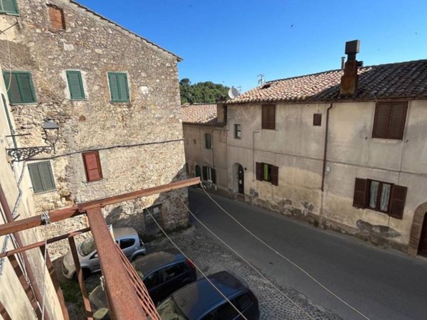 appartamento in vendita a Tolfa