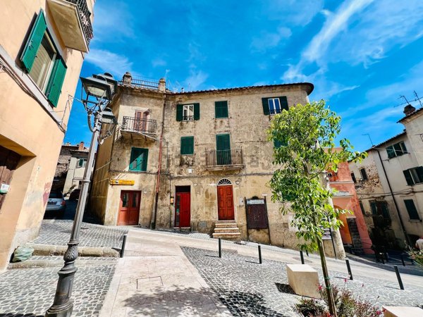 appartamento in vendita a Tolfa