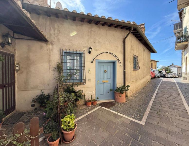 appartamento in vendita a Tolfa