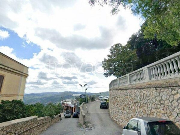 appartamento in vendita a Tolfa
