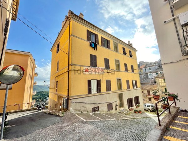appartamento in vendita a Tolfa