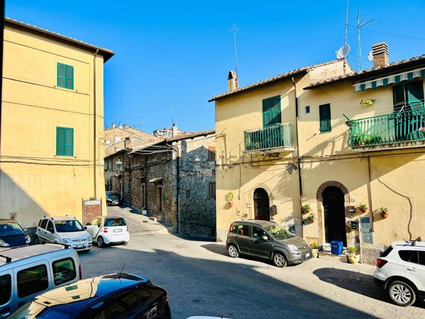 appartamento in vendita a Tolfa