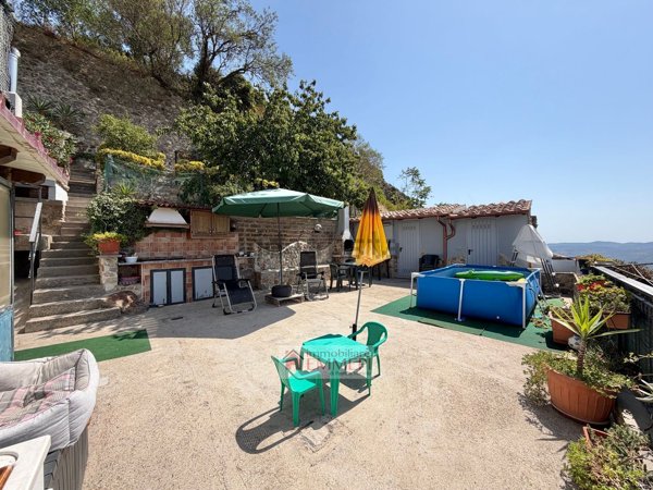 appartamento in vendita a Tolfa